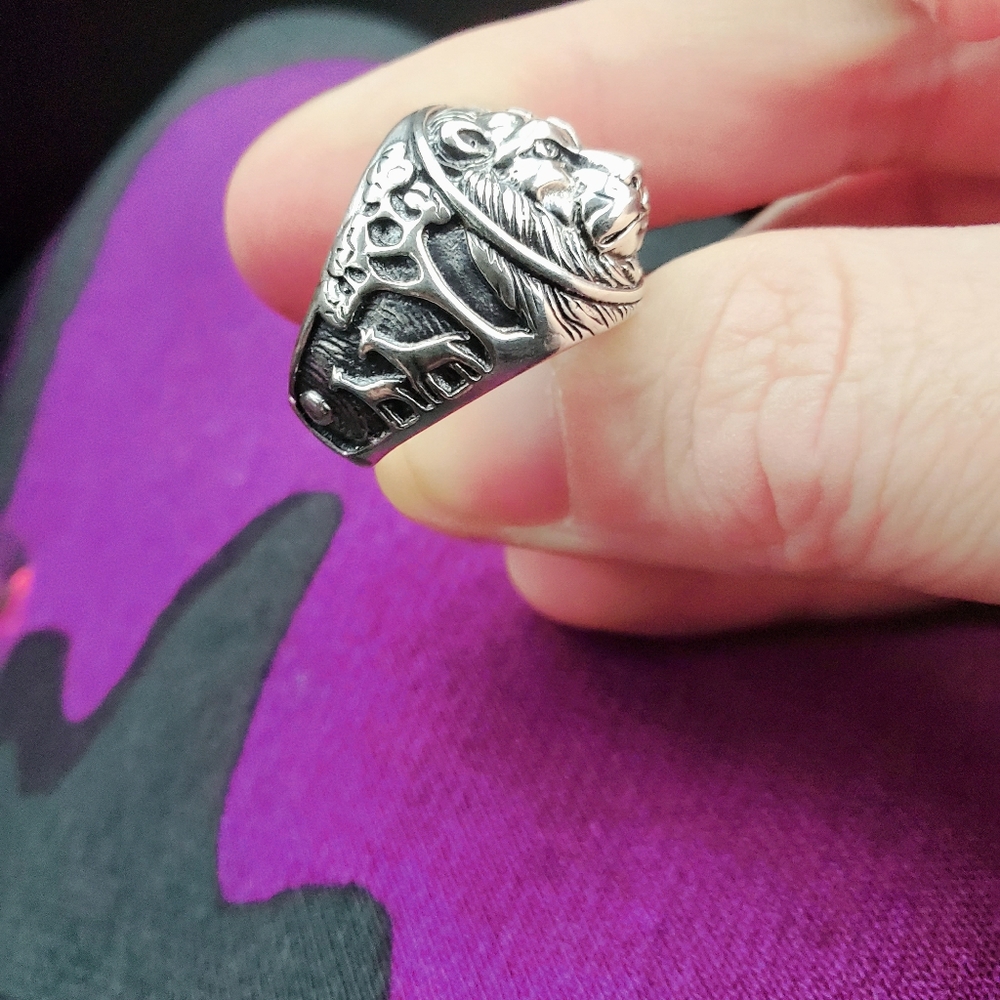 Lion Ring - Picture 3 of 3